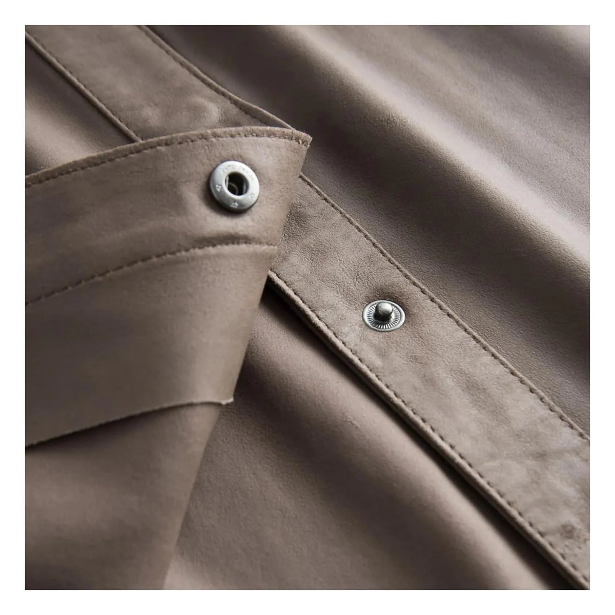 The Nero Women’s Leather Shirt Mud Grey
